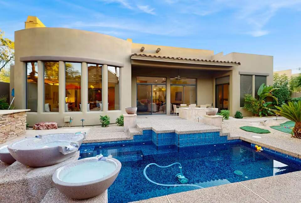 Elegant Desert Escape Near Golf, Dining & Trails - Scottsdale, Arizona