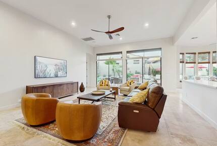 Elegant Desert Escape Near Golf, Dining & Trails - Scottsdale, Arizona