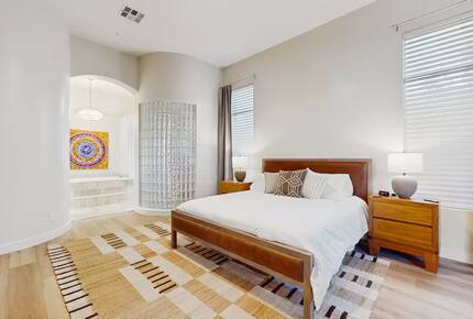 Elegant Desert Escape Near Golf, Dining & Trails - Scottsdale, Arizona