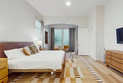 Elegant Desert Escape Near Golf, Dining & Trails - Scottsdale, Arizona