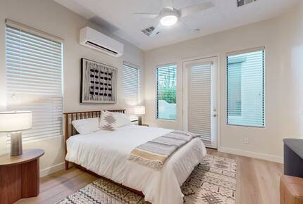 Elegant Desert Escape Near Golf, Dining & Trails - Scottsdale, Arizona