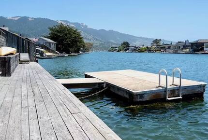 Lagoonfront Stinson Beach Escape - Stinson Beach, California