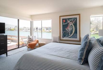 Lagoonfront Stinson Beach Escape - Stinson Beach, California