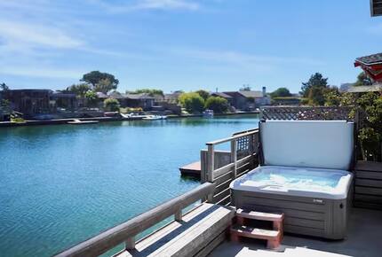 Lagoonfront Stinson Beach Escape - Stinson Beach, California