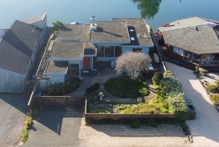 Lagoonfront Stinson Beach Escape - Stinson Beach, California