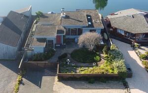 Lagoonfront Stinson Beach Escape - Stinson Beach, California