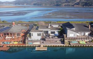 Lagoonfront Stinson Beach Escape - Stinson Beach, California