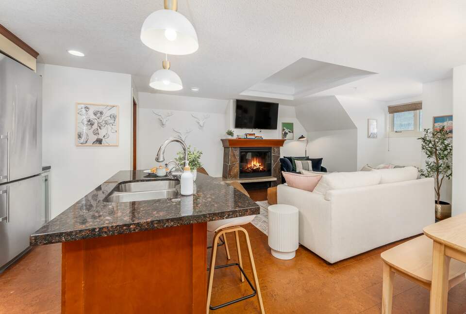 Rocky Mountain View Haven in Canmore - Canmore, Canada