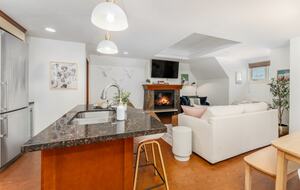 Rocky Mountain View Haven in Canmore - Canmore, Canada