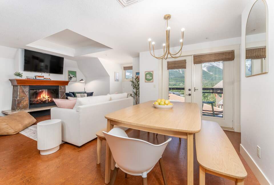 Rocky Mountain View Haven in Canmore - Canmore, Canada