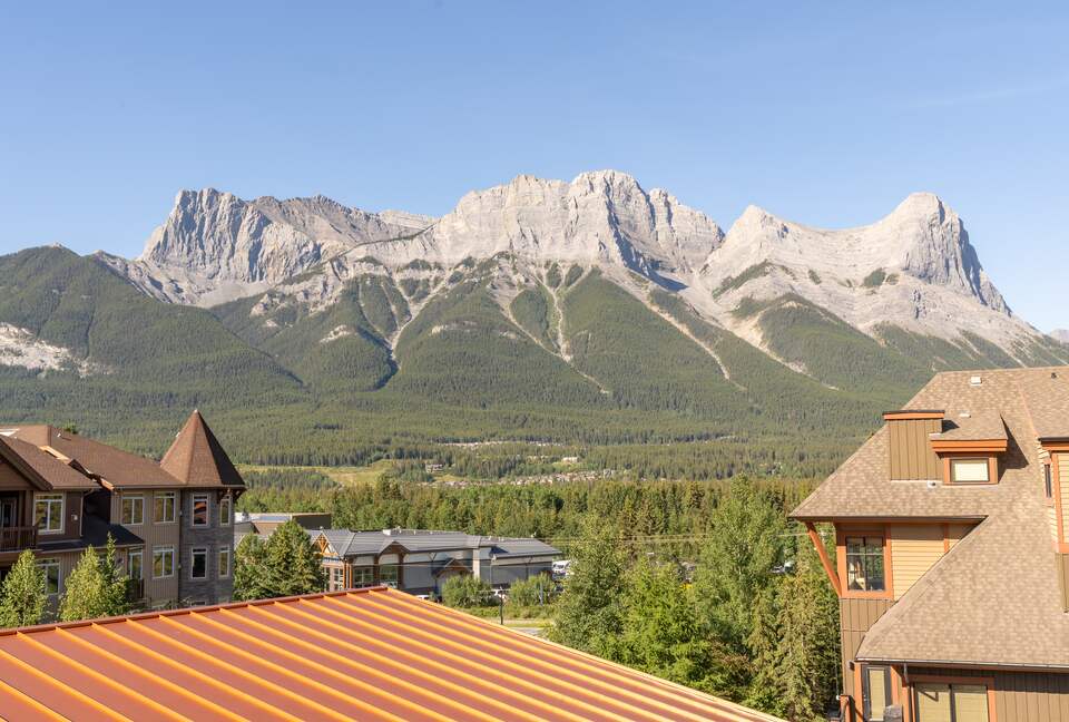 Rocky Mountain View Haven in Canmore - Canmore, Canada