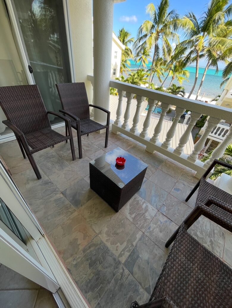Pelican Reef Villas | Easygoing Beachfront Living on Ambergris Caye - Calle San Pedro, Belize