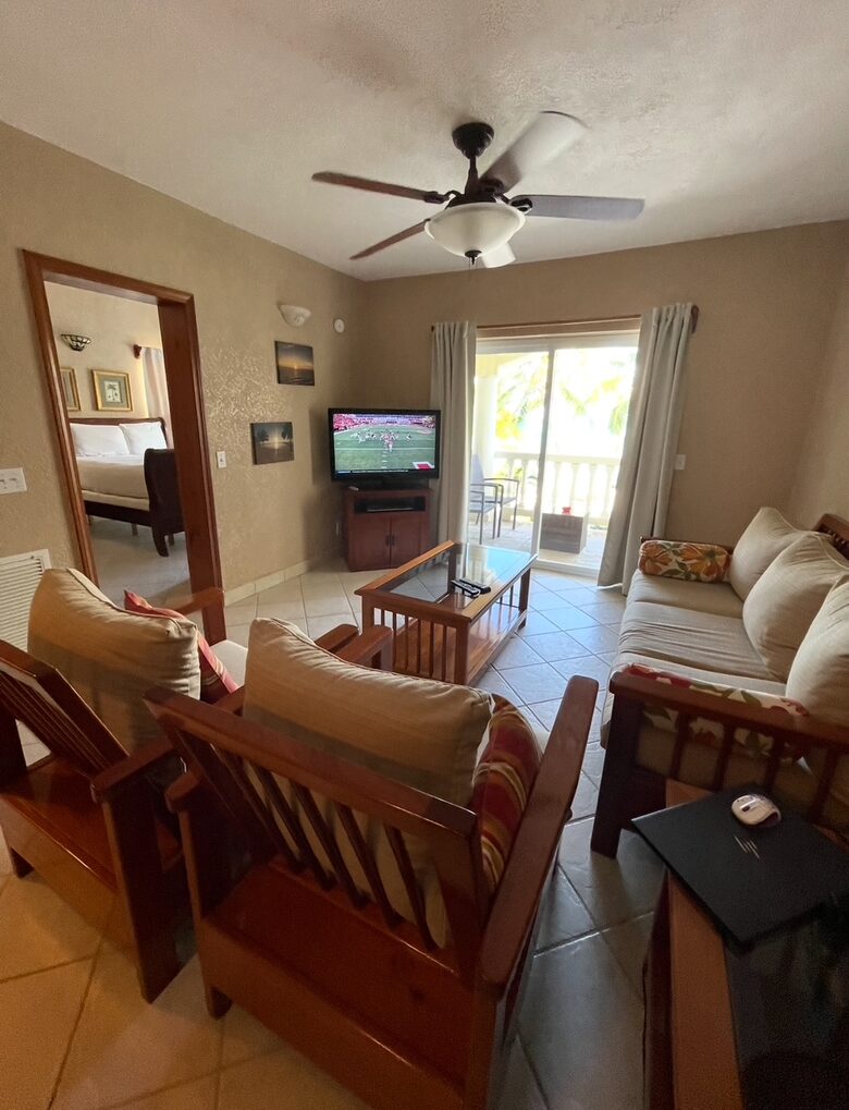 Pelican Reef Villas | Easygoing Beachfront Living on Ambergris Caye - Calle San Pedro, Belize