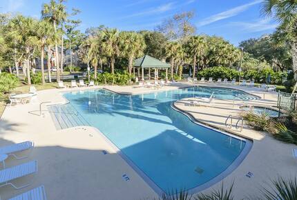 Bright Coastal Escape Steps from Sawgrass & Beaches - Ponte Vedra Beach, Florida
