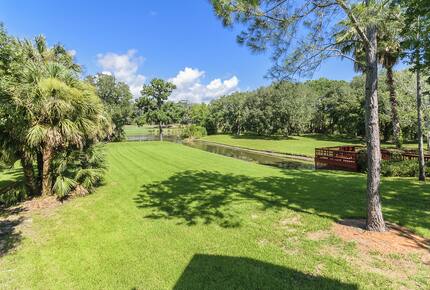 Bright Coastal Escape Steps from Sawgrass & Beaches - Ponte Vedra Beach, Florida