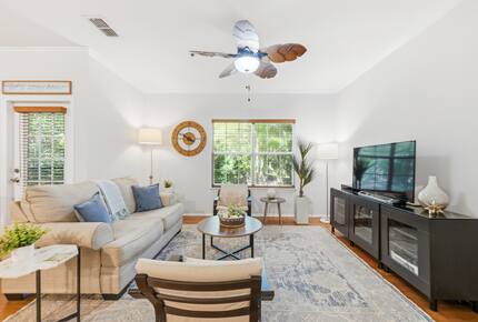 Bright Coastal Escape Steps from Sawgrass & Beaches - Ponte Vedra Beach, Florida