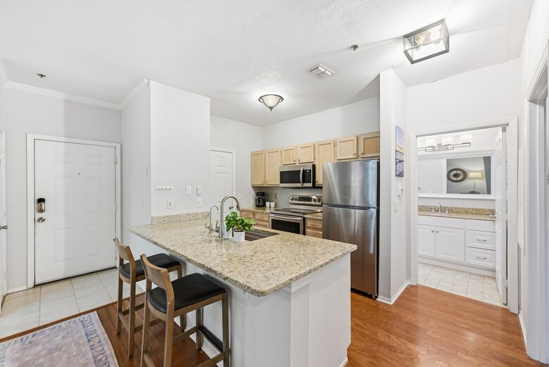 Bright Coastal Escape Steps from Sawgrass & Beaches - Ponte Vedra Beach, Florida