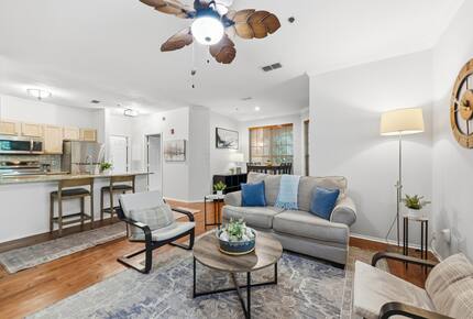 Bright Coastal Escape Steps from Sawgrass & Beaches - Ponte Vedra Beach, Florida