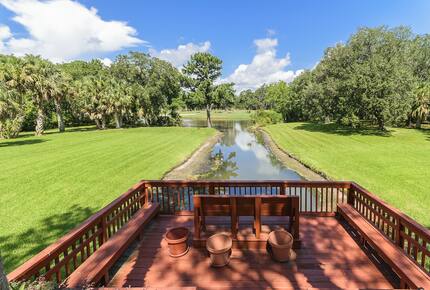 Bright Coastal Escape Steps from Sawgrass & Beaches - Ponte Vedra Beach, Florida