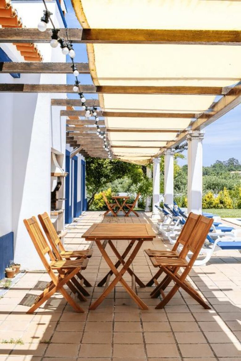 Elegant Farm-Style Escape - Povoa Da Isenta, Portugal