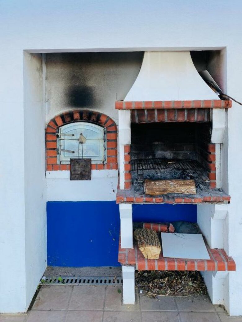 Elegant Farm-Style Escape - Povoa Da Isenta, Portugal