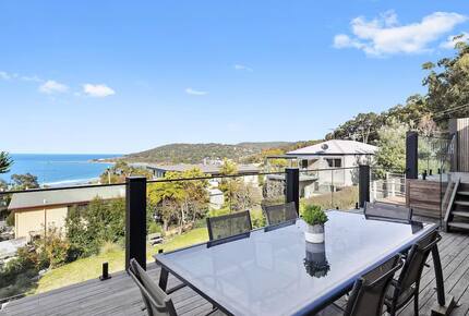 Contemporary Coastal Living in the Heart of Lorne - Lorne, Australia