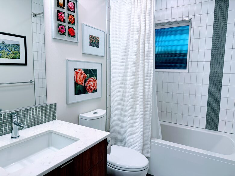 Downstairs shared bathroom