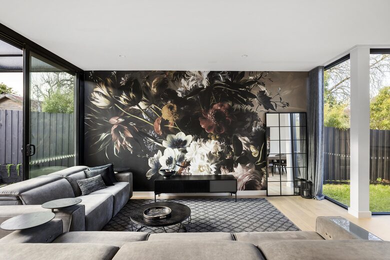 Upscale Four-Bedroom Designer Home in Prestigious Ivanhoe Village - Melbourne, Australia