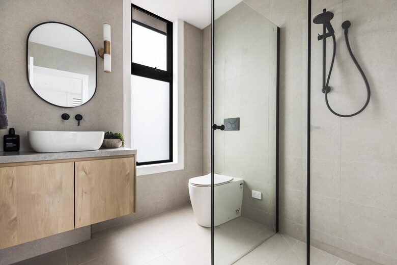 Upscale Four-Bedroom Designer Home in Prestigious Ivanhoe Village - Melbourne, Australia