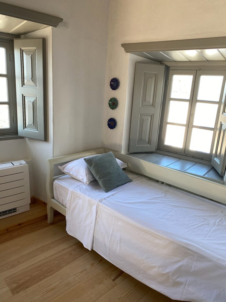 Small bedroom attached to the main bedroom