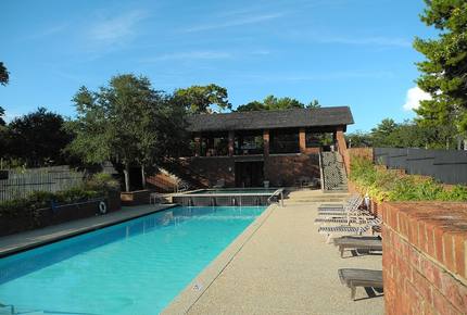 Lake Luxury by the Beach - Santa Rosa Beach, Florida