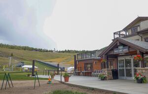 Modern Granby Ranch Getaway With Mountain Views - Granby, Colorado