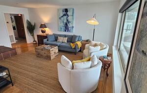 San Francisco Bay Waterfront Apartment - Tiburon, California