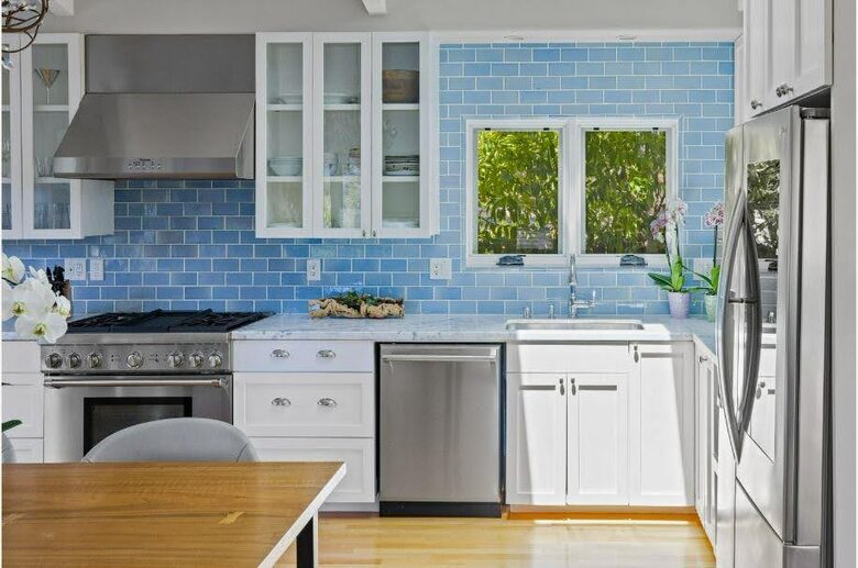 Light Filled Carmel Hideaway | Short Walk to Downtown and the Beach - Carmel, California