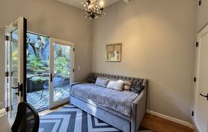 Light Filled Carmel Hideaway | Short Walk to Downtown and the Beach - Carmel, California