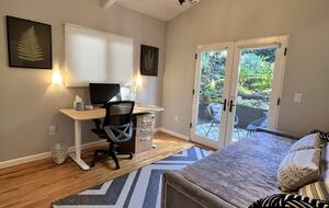 Light Filled Carmel Hideaway | Short Walk to Downtown and the Beach - Carmel, California