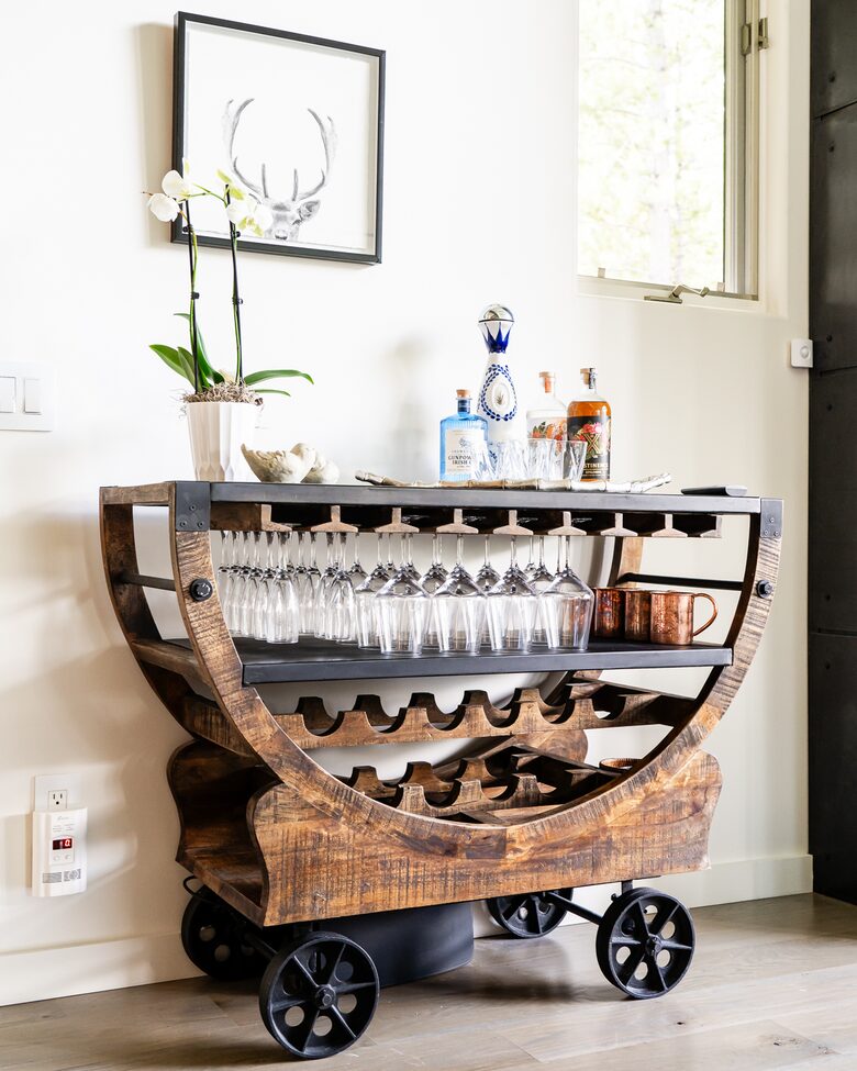 Modern Mountain Retreat with Stunning Views + Amenities Galore - Big Sky, Montana