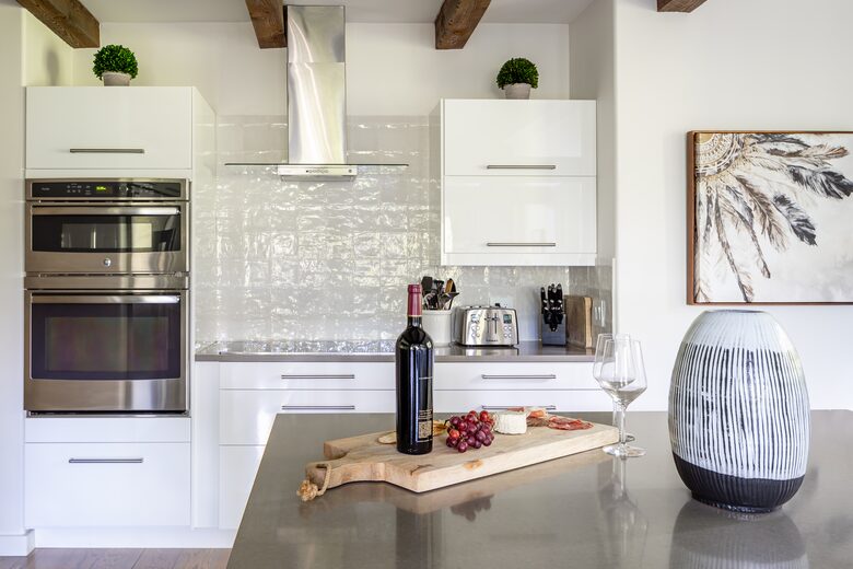 Modern Mountain Retreat with Stunning Views + Amenities Galore - Big Sky, Montana