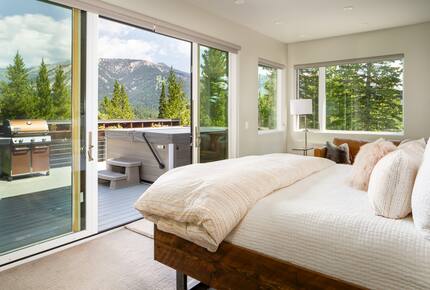Modern Mountain Retreat with Stunning Views + Amenities Galore - Big Sky, Montana