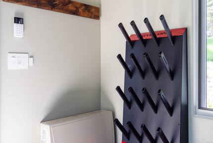 Modern Mountain Retreat with Stunning Views + Amenities Galore - Big Sky, Montana