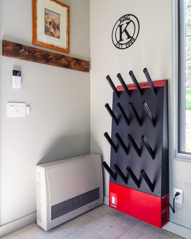 Modern Mountain Retreat with Stunning Views + Amenities Galore - Big Sky, Montana