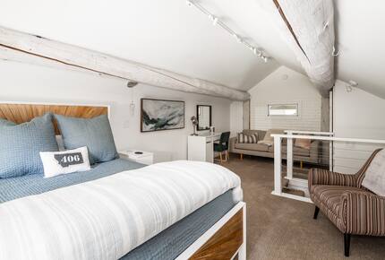 Modern Mountain Retreat with Stunning Views + Amenities Galore - Big Sky, Montana