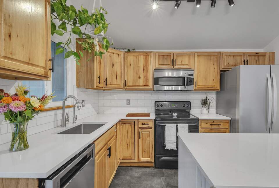 Bright & Cozy Home Near Parks, Downtown & Boulder - Longmont, Colorado