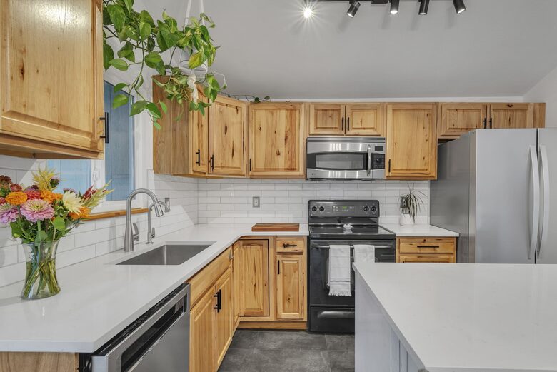 Bright & Cozy Home Near Parks, Downtown & Boulder - Longmont, Colorado