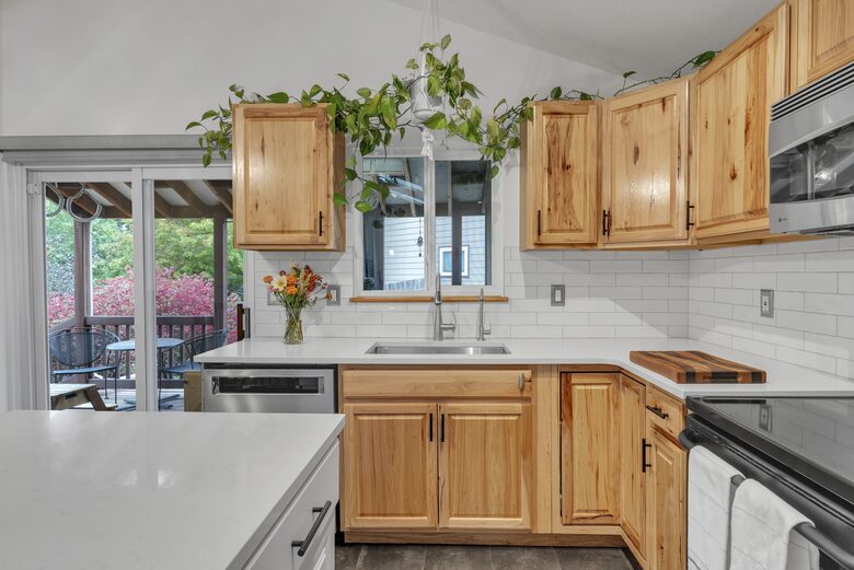 Bright & Cozy Home Near Parks, Downtown & Boulder - Longmont, Colorado