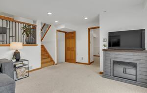 Bright & Cozy Home Near Parks, Downtown & Boulder - Longmont, Colorado