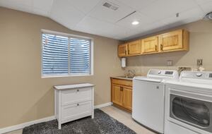 Bright & Cozy Home Near Parks, Downtown & Boulder - Longmont, Colorado