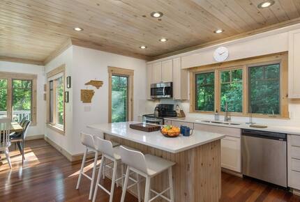 Carolina Blue Mountain Escape Near Asheville - Black Mountain, North Carolina