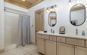 Carolina Blue Mountain Escape Near Asheville - Black Mountain, North Carolina