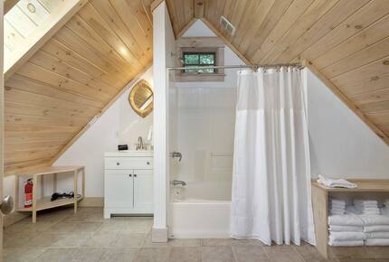 Jack and Jill shared bathroom on top floor